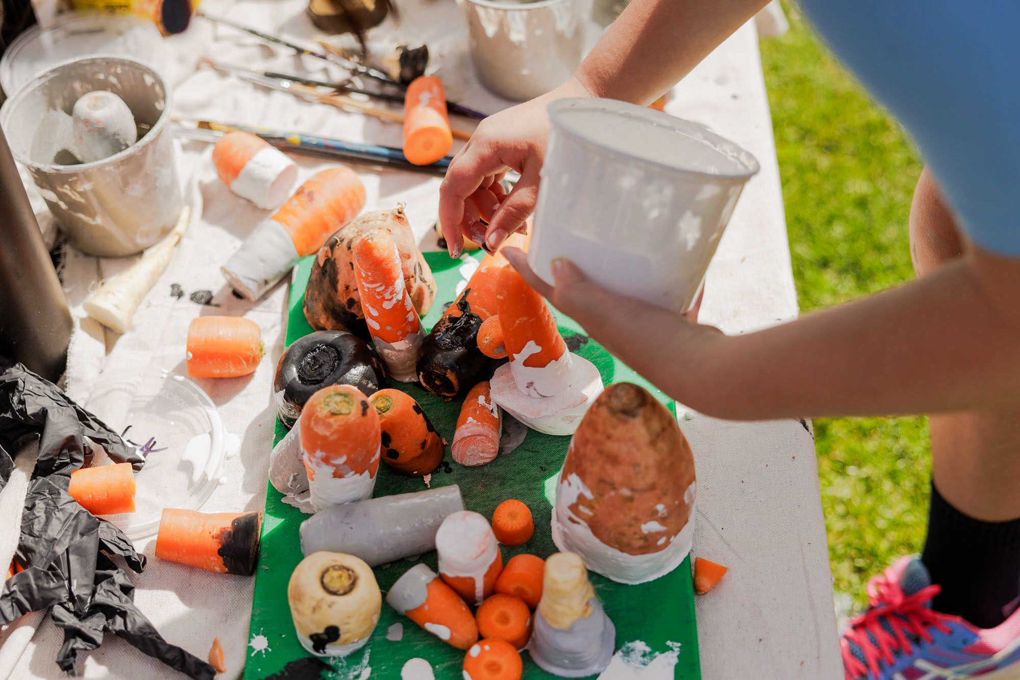 carrot stamping with paint